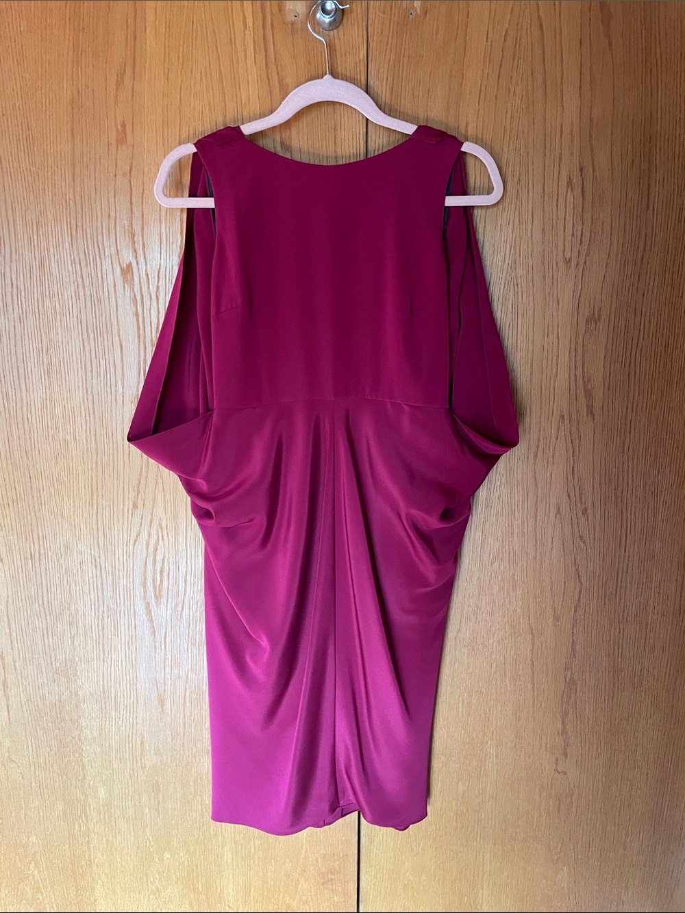 NWT Rare Elie Tahari Cape Dress in burgundy red Size 6 US